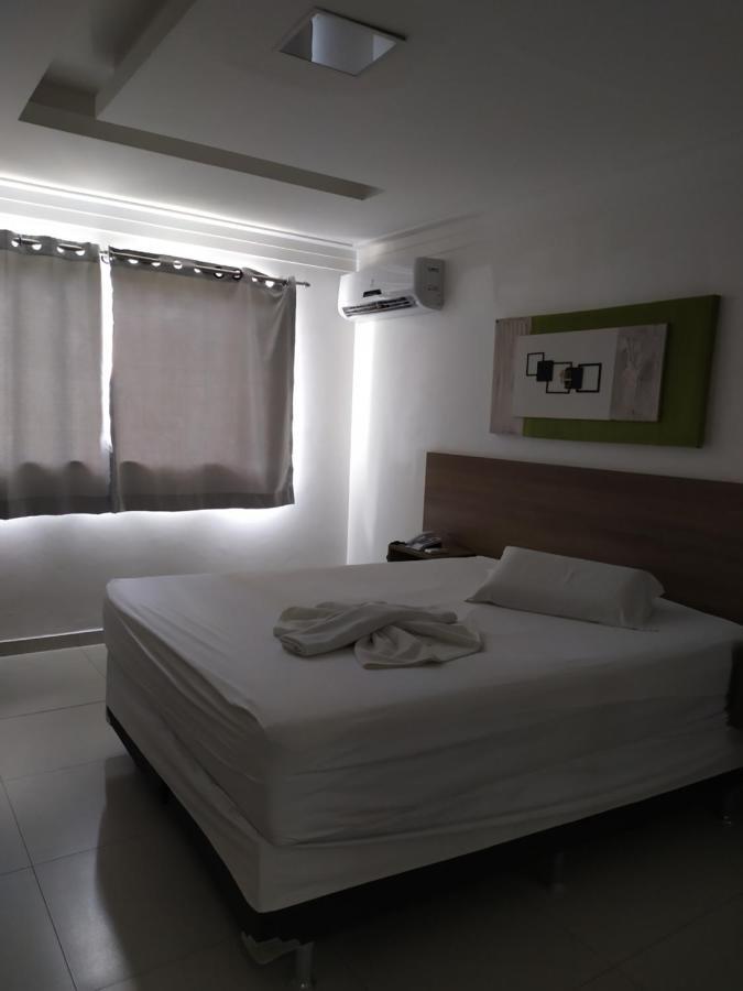 Oyo Hotel Valeria Salvador Exterior photo